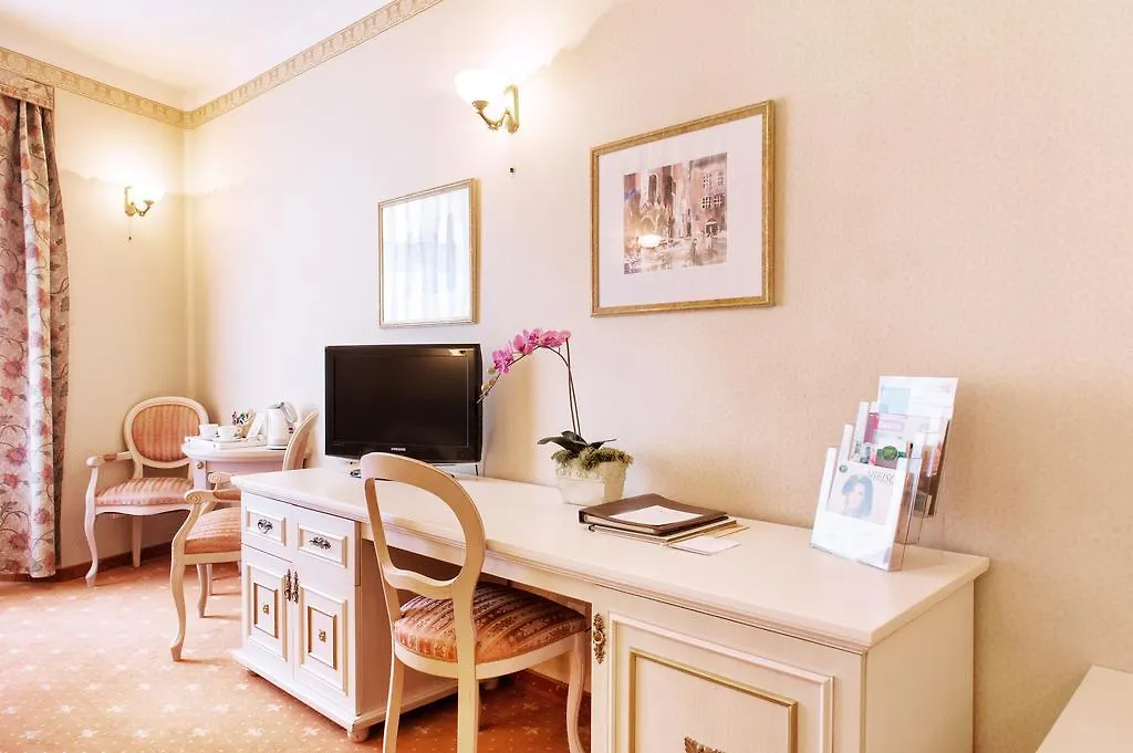 Hotel Amadeus Krakau Aparthotel