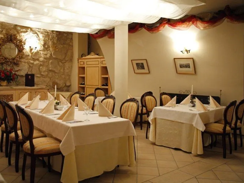 **** מלון דירות אפרטהוטל Great Polonia Krakow Old Town פולין